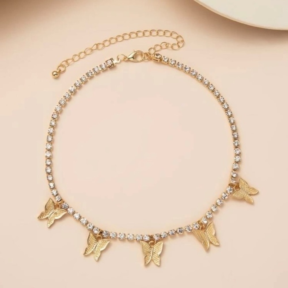 3/$30 💛 Rhinestone Butterfly Choker - Picture 2 of 4